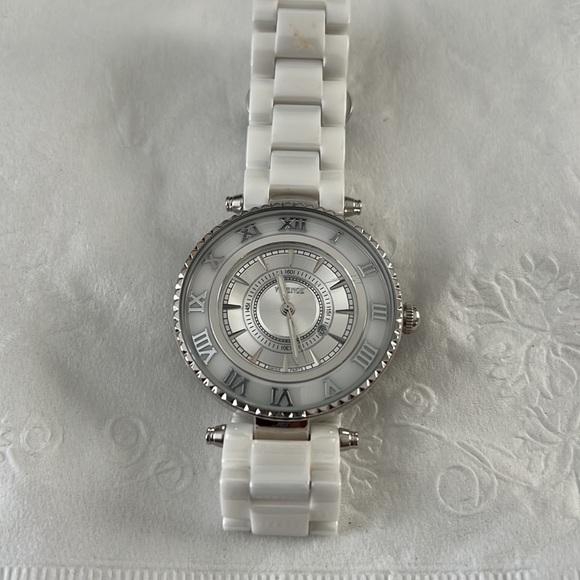 Vicence watch - Picture 2 of 4
